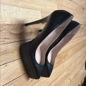 Chic Black Platform Heels